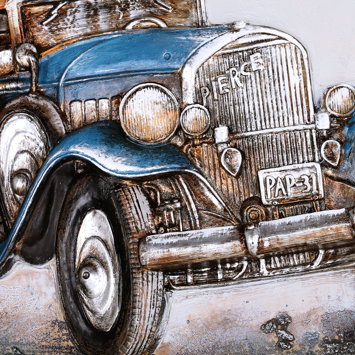 Round Embossed 1940 Rolls-Royce Phantom Scenery
