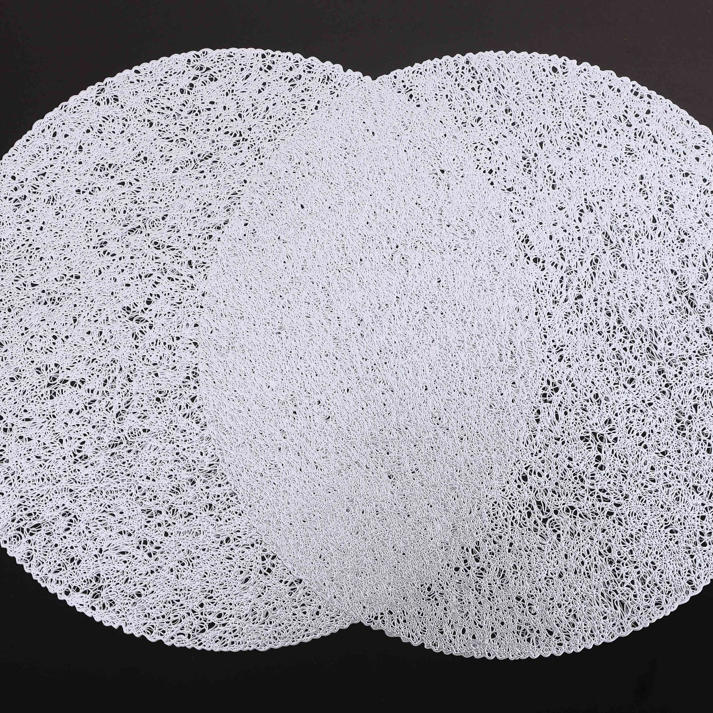 Silver tangled round place mat (set of 2)