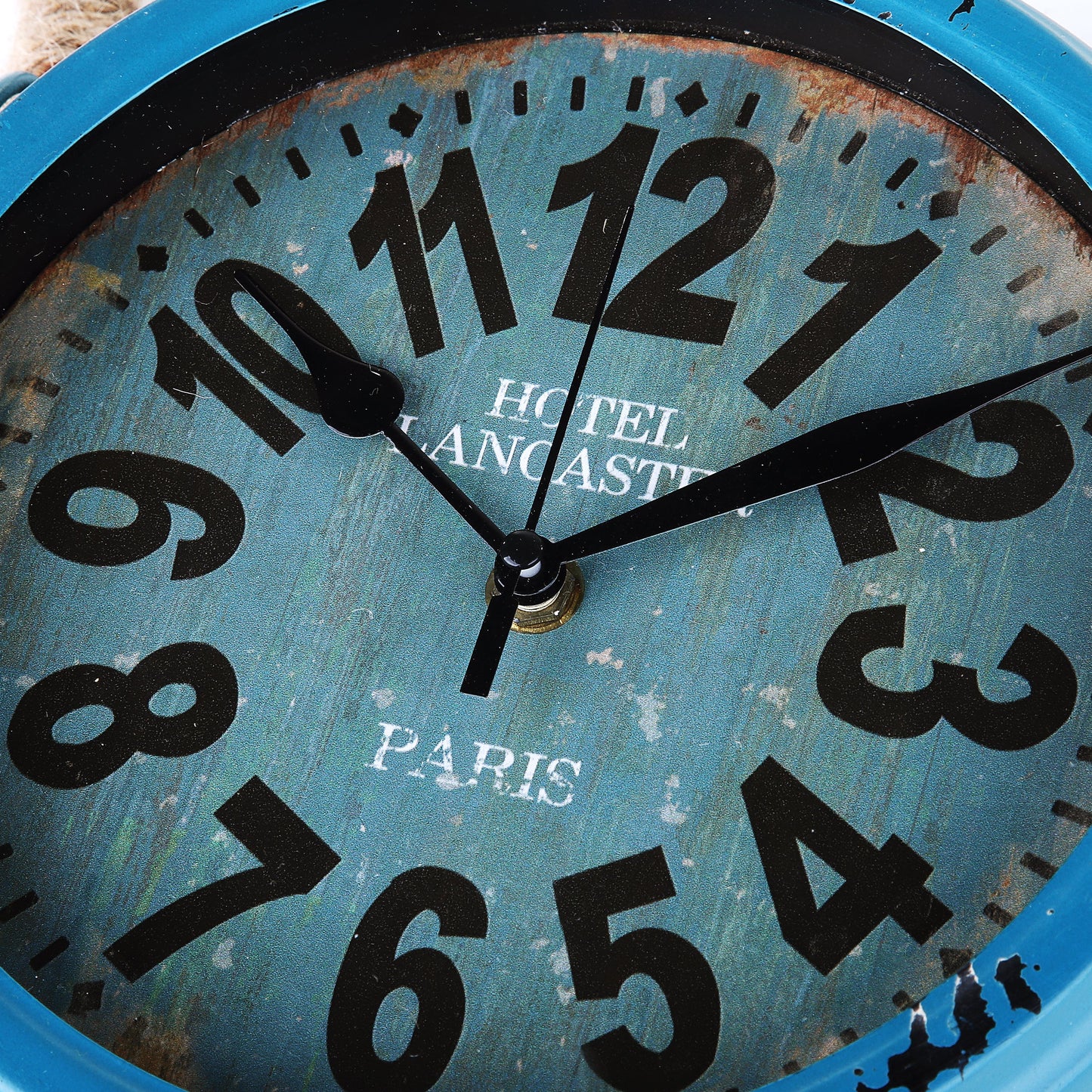 Rusty Wall Clock with Rope (Blue)