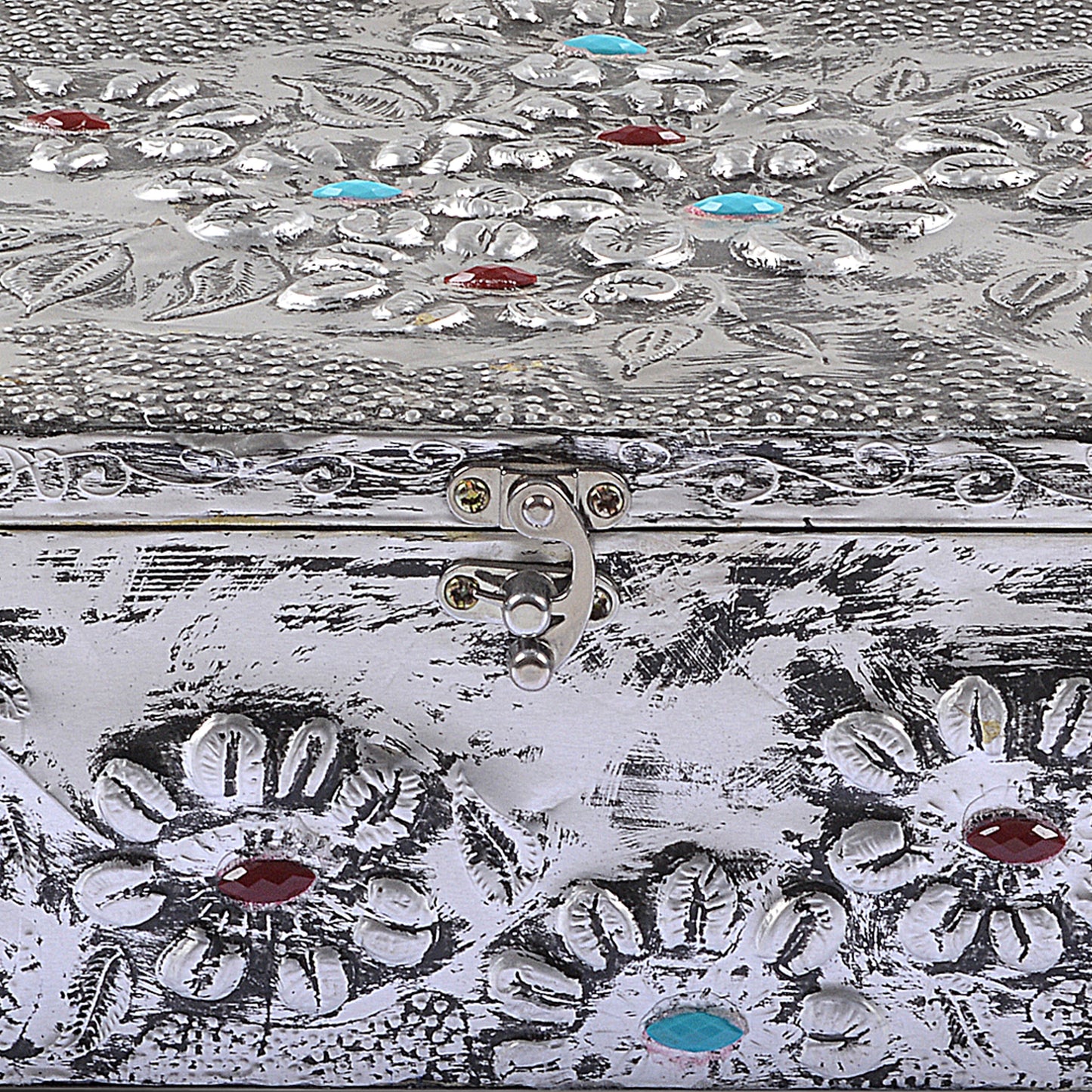 Hand-Made Aluminium Foil Jewelry Box