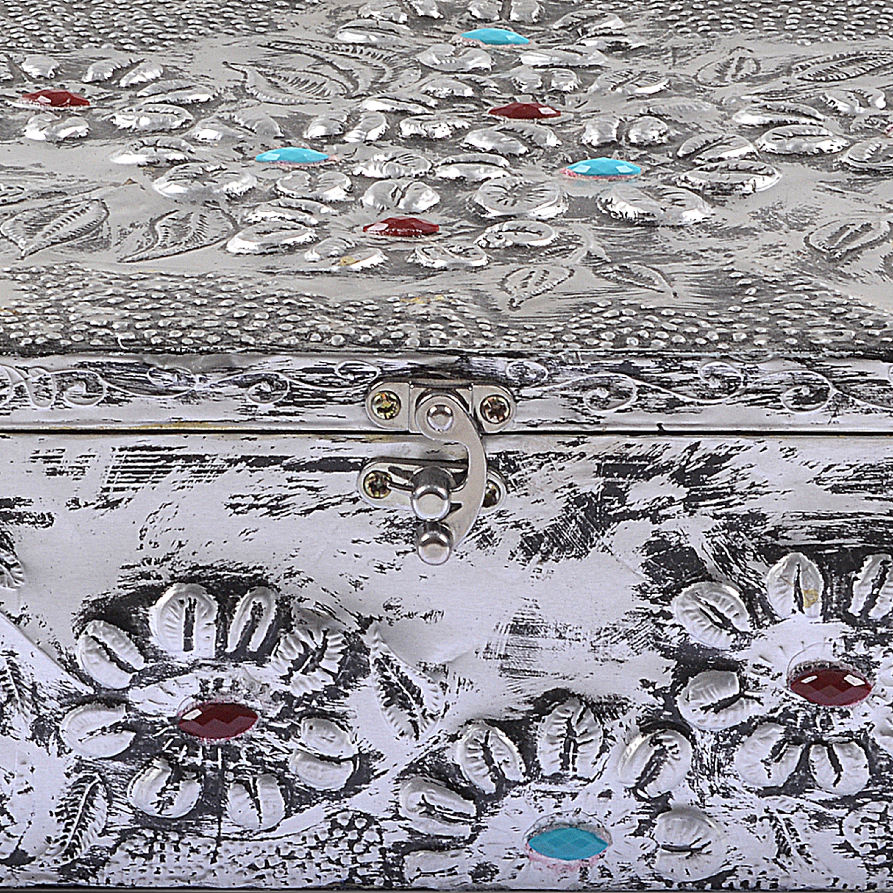 Hand-Made Aluminium Foil Jewelry Box