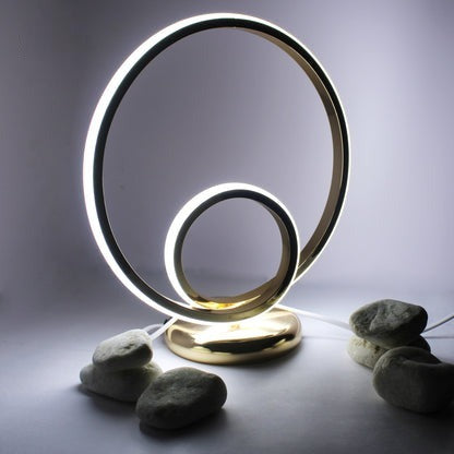 Bitsy Bloom LED Lamp