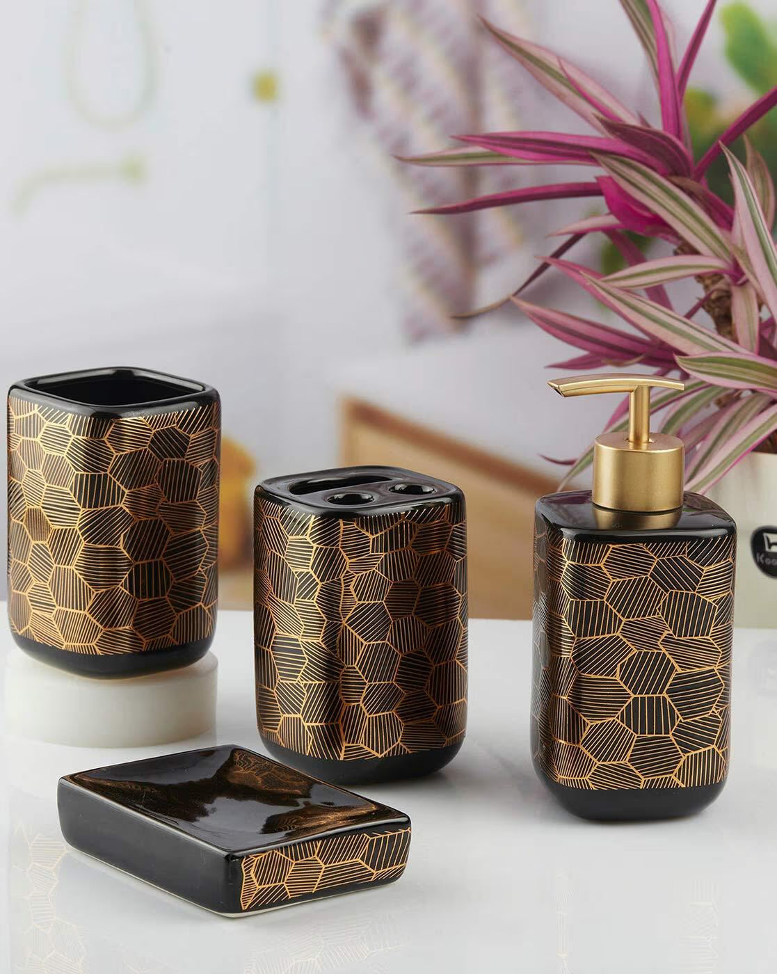 Hexagon Design Bathroom Set