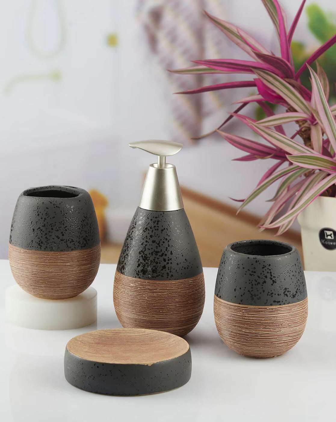 Self Textured Bathroom Set With Wooden Pattern