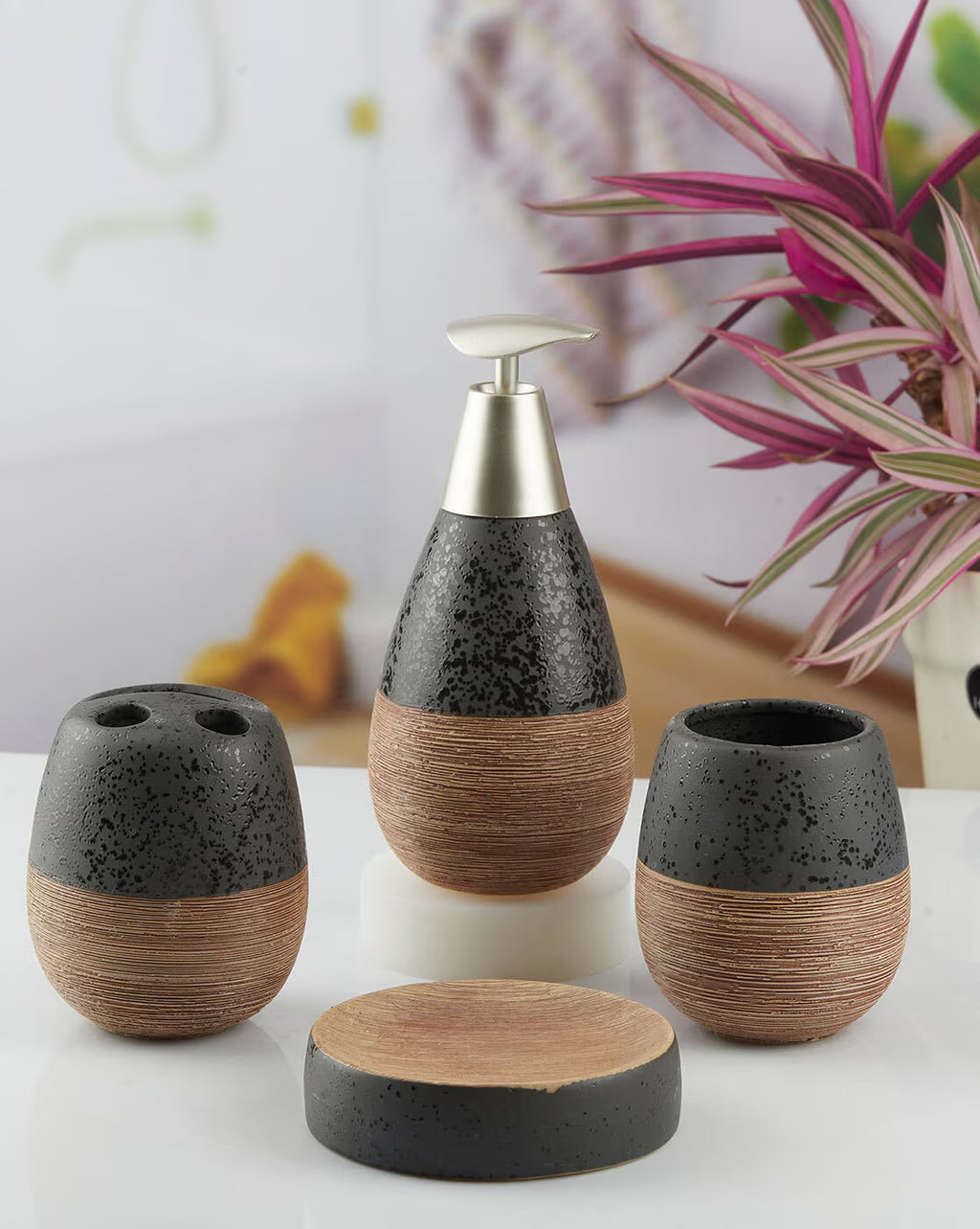 Self Textured Bathroom Set With Wooden Pattern