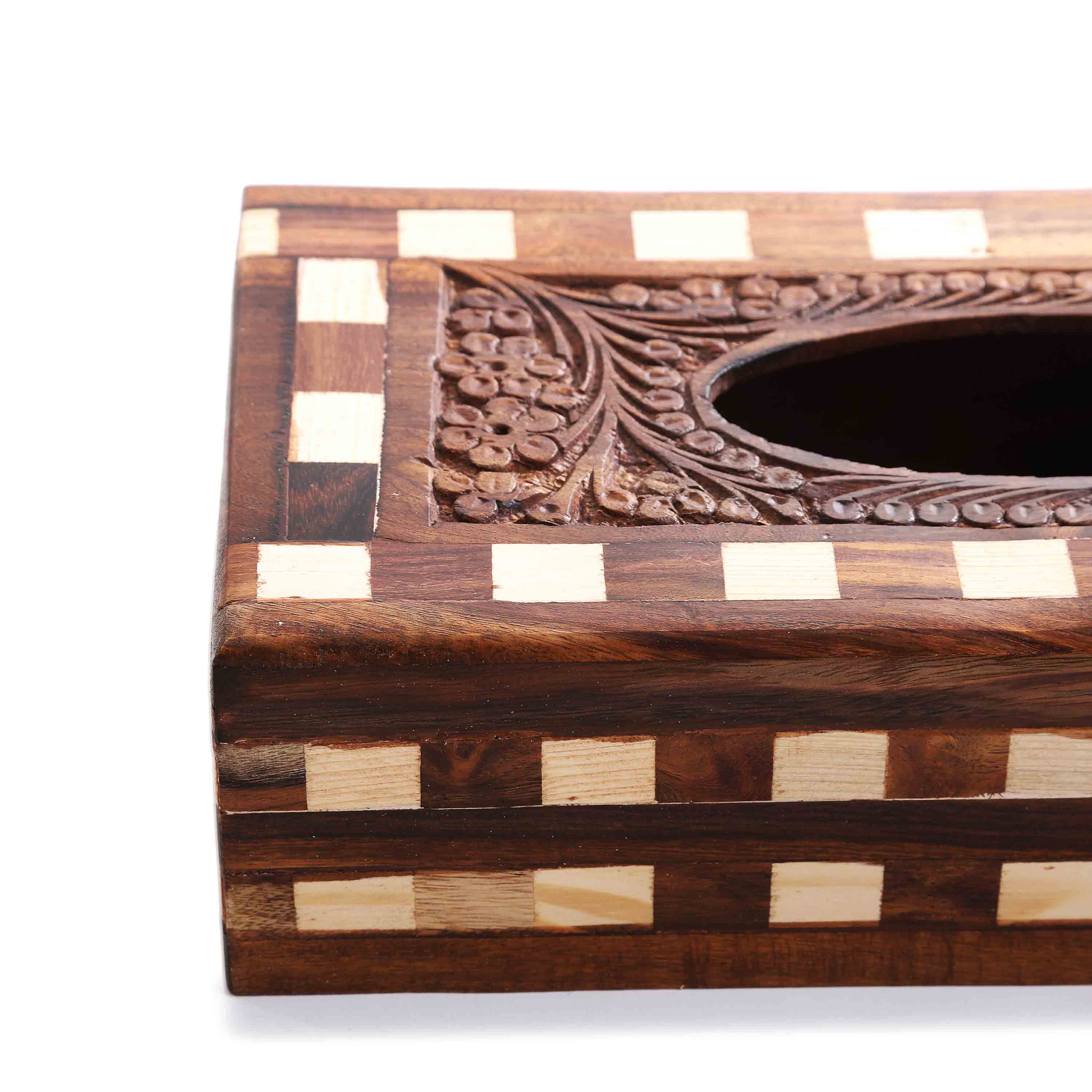 Check Design Wooden Tissue Box