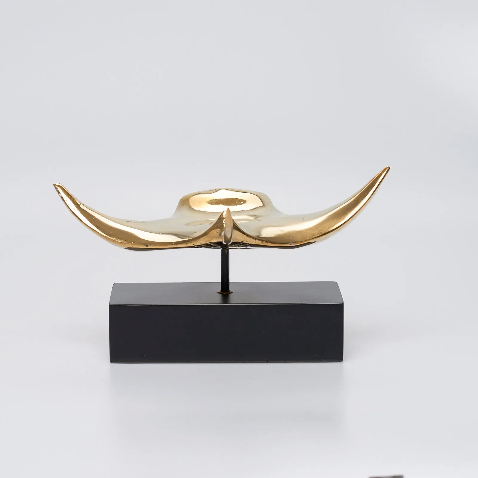 Manta Ray Sculpture Decor