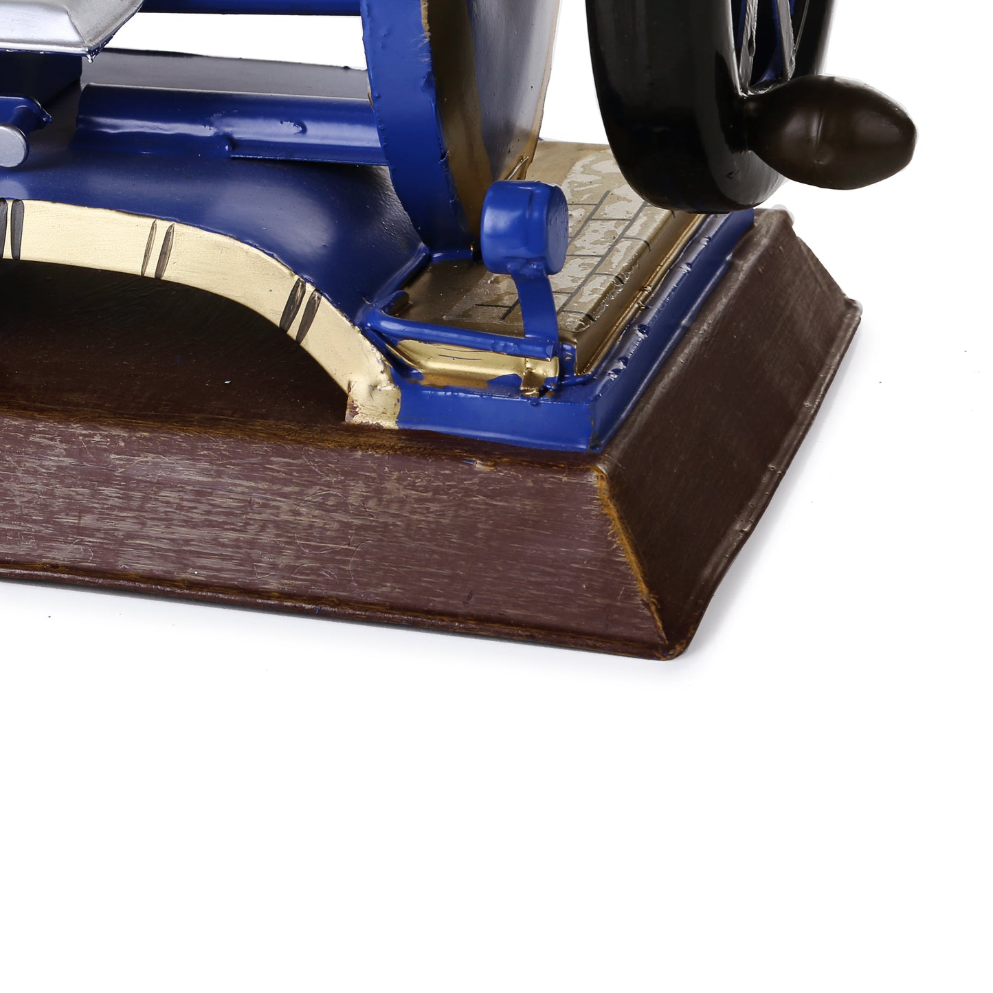 Agenoria Sewing Machine Model