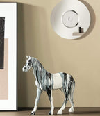 Modern Flow Horse (White)