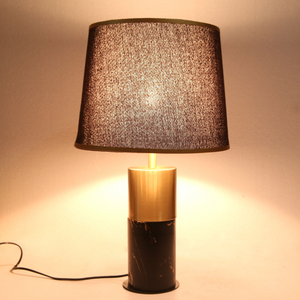 Noir Gold Elegance Lamp
