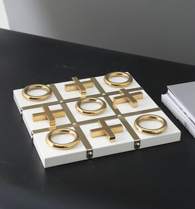 Tic-Tac-Toe (White)