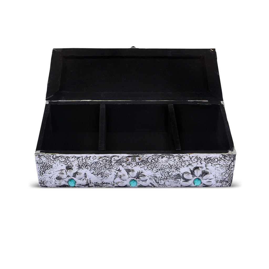 Hand-Made Aluminium Foil Jewelry Box