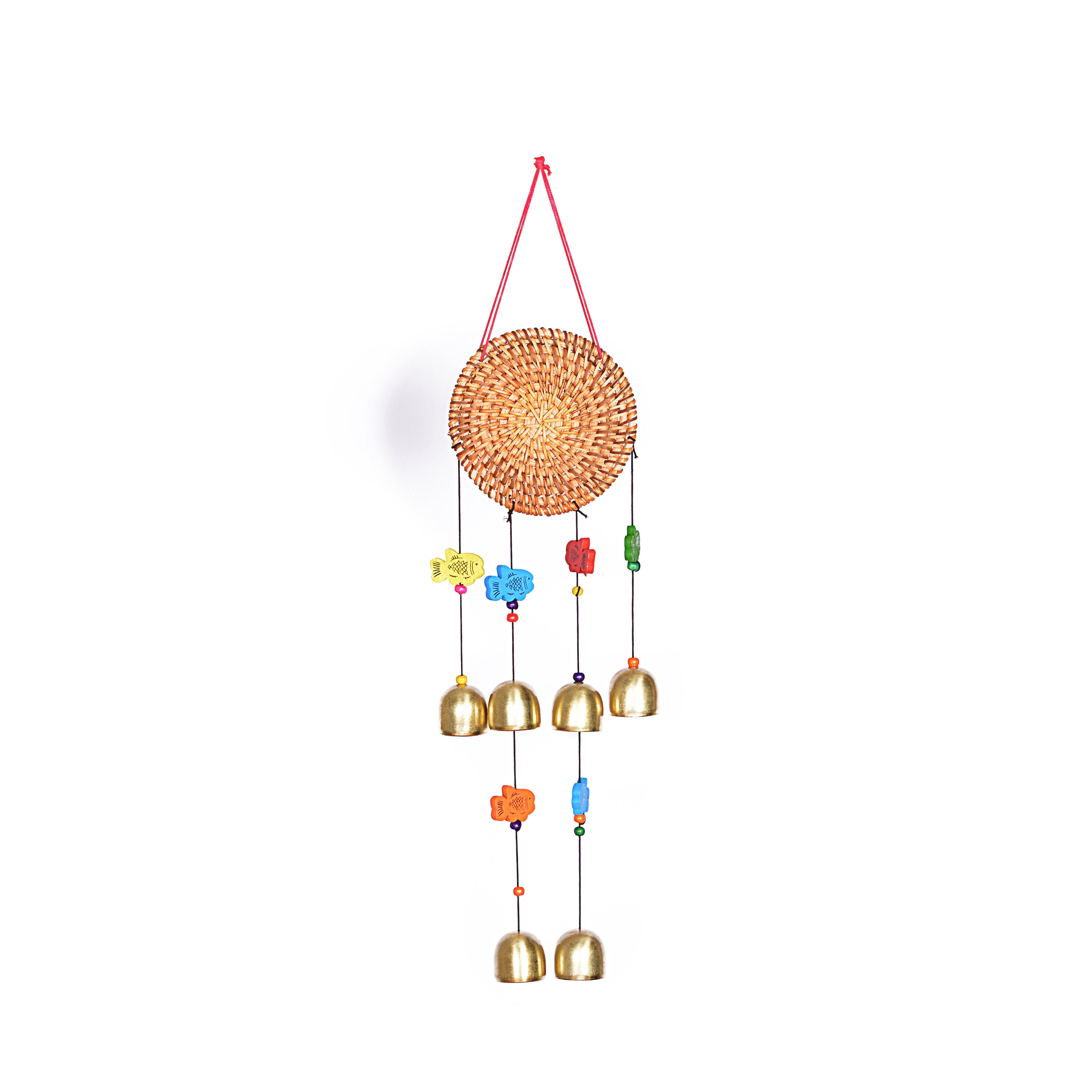 Wind Chimes with Decorative Round Design