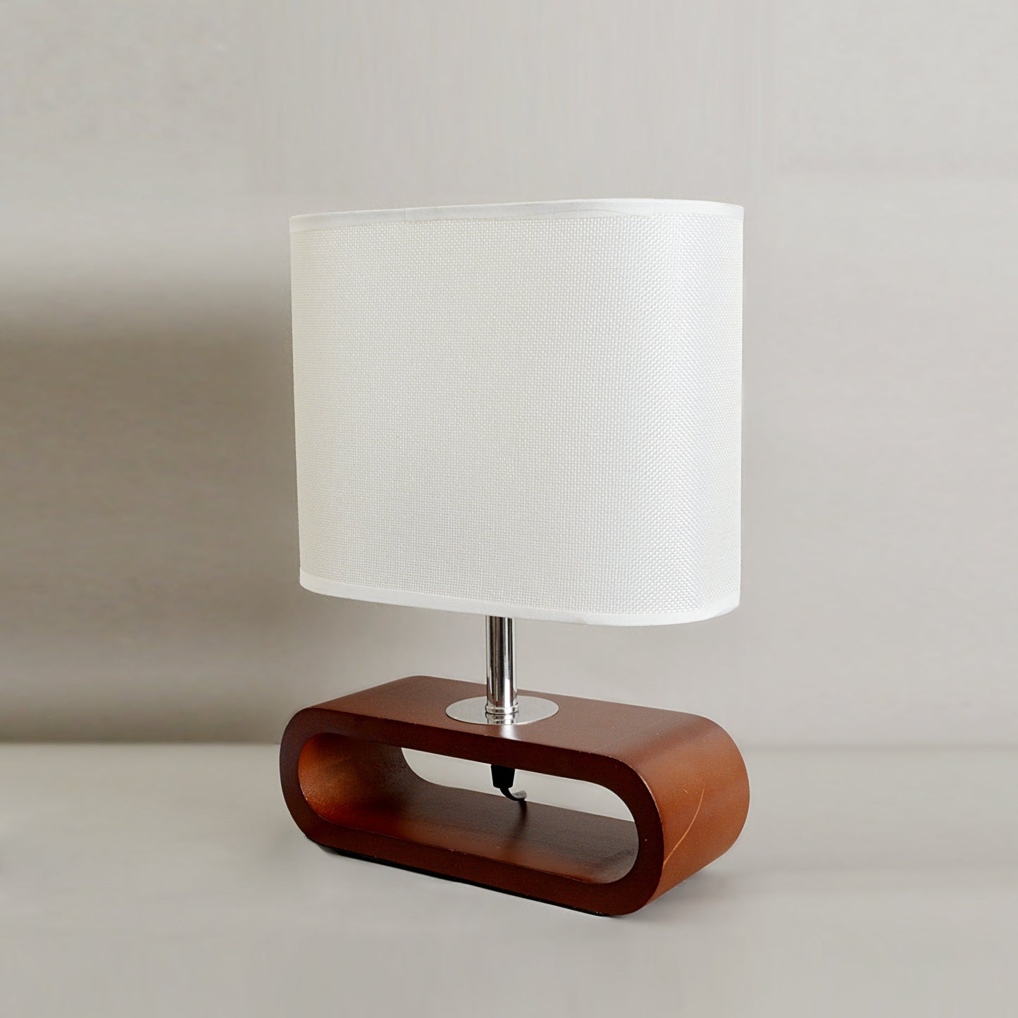 Lamp With Hollow Base