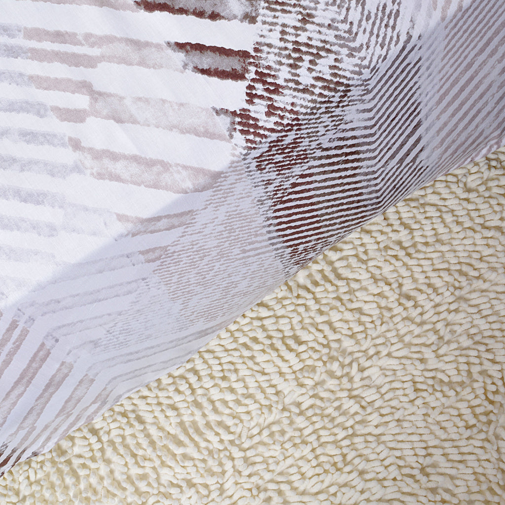 White Creamy Abstract Lines Design Bed Sheet with pillows