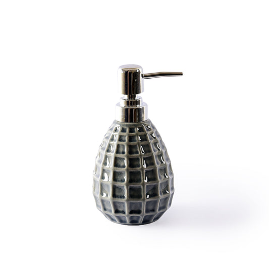 Perspective Design Reflective Bath Set