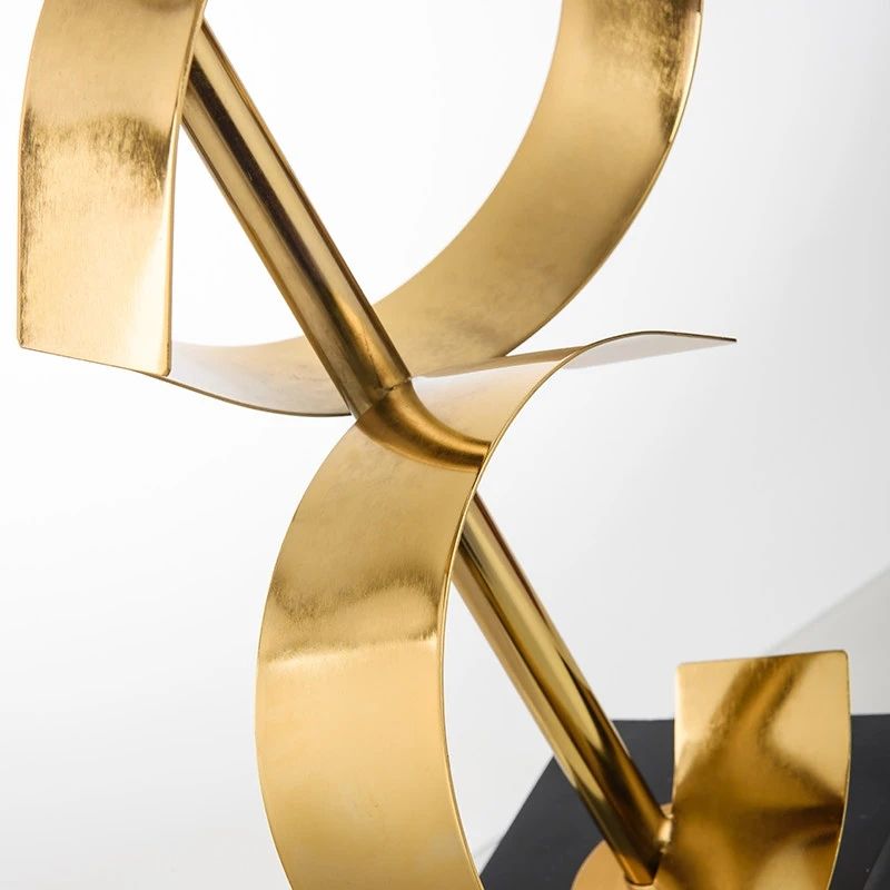 Nordic Light Luxury Table Lamp