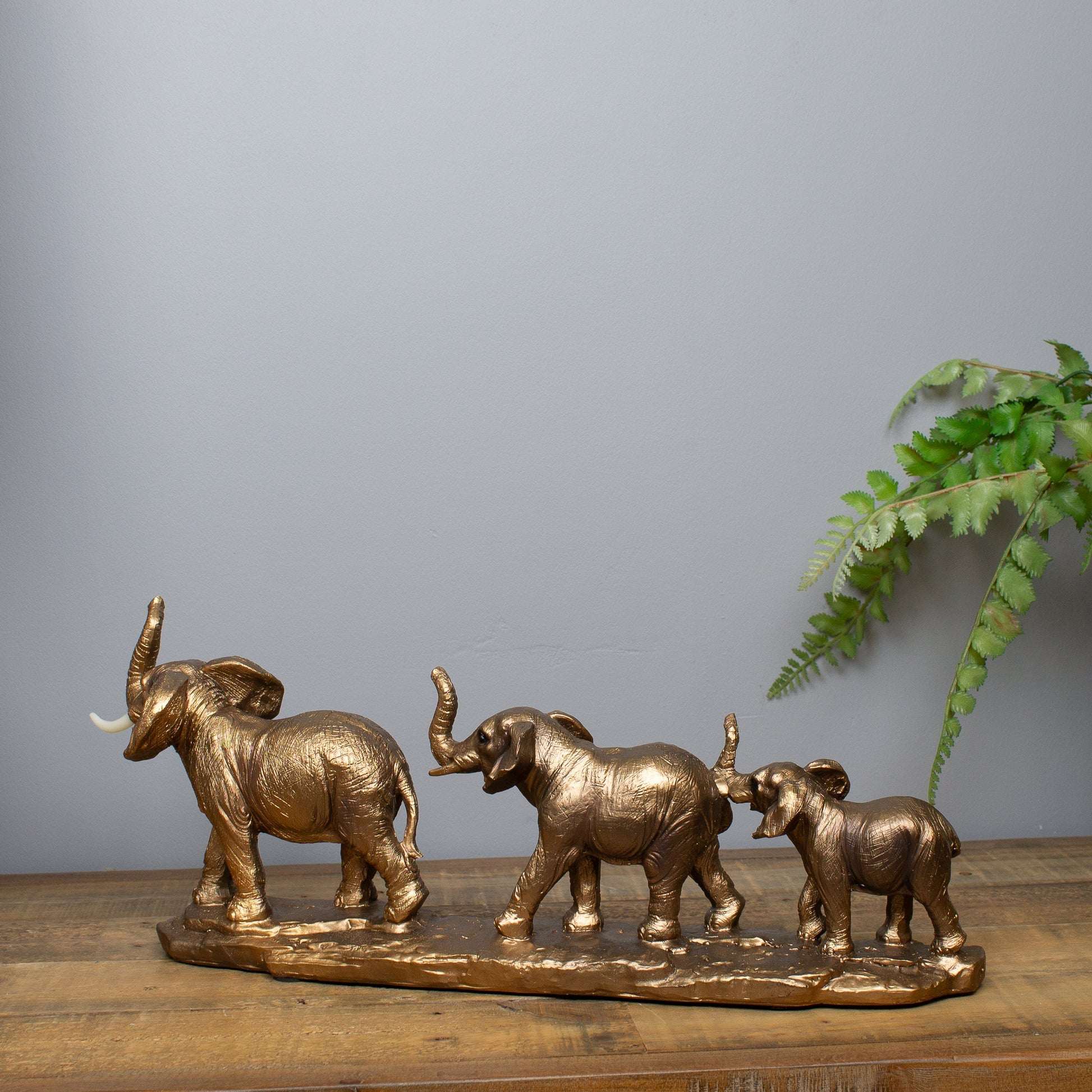 Elephant Family Sculpture