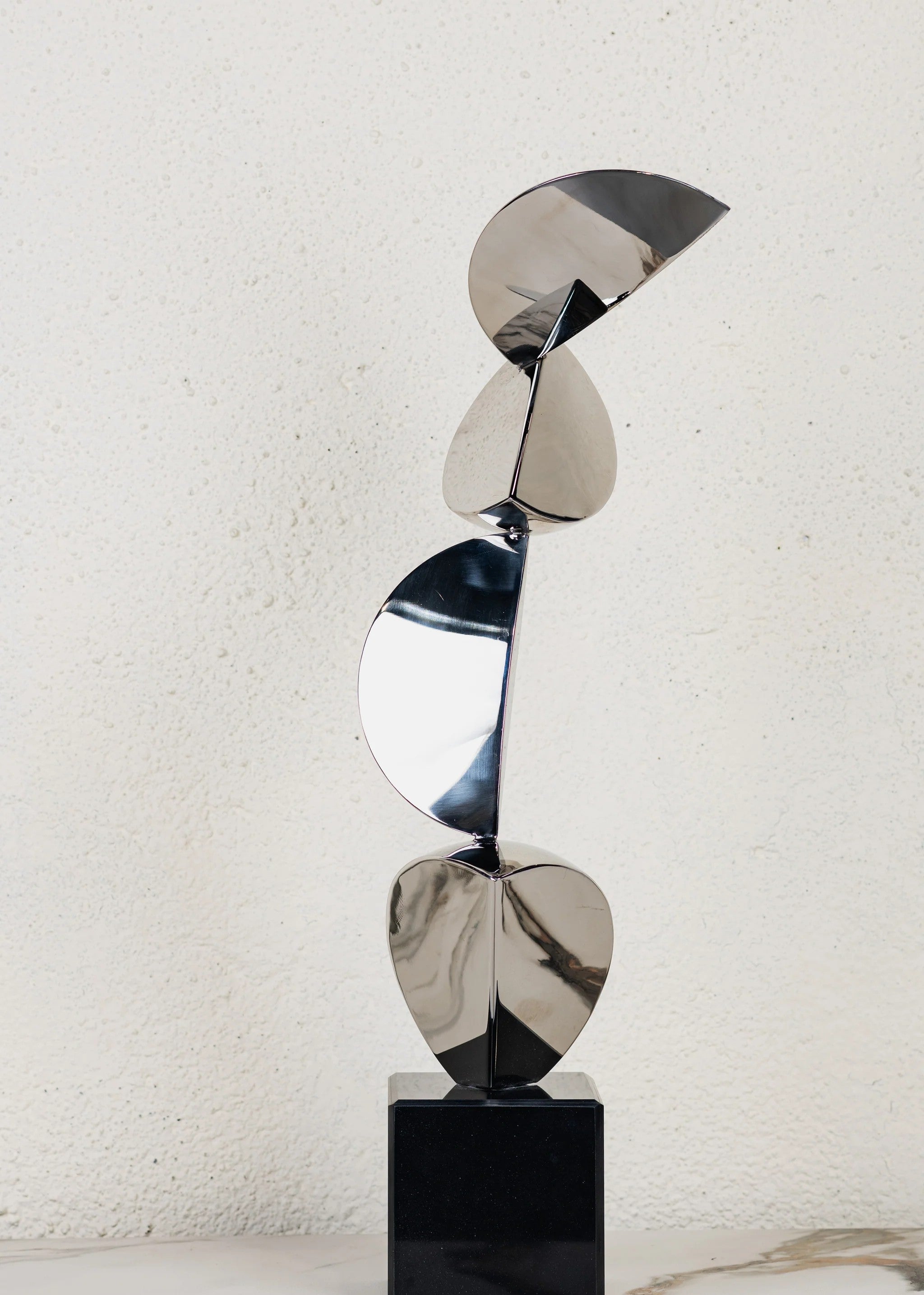 Vexa Vertical Abstract