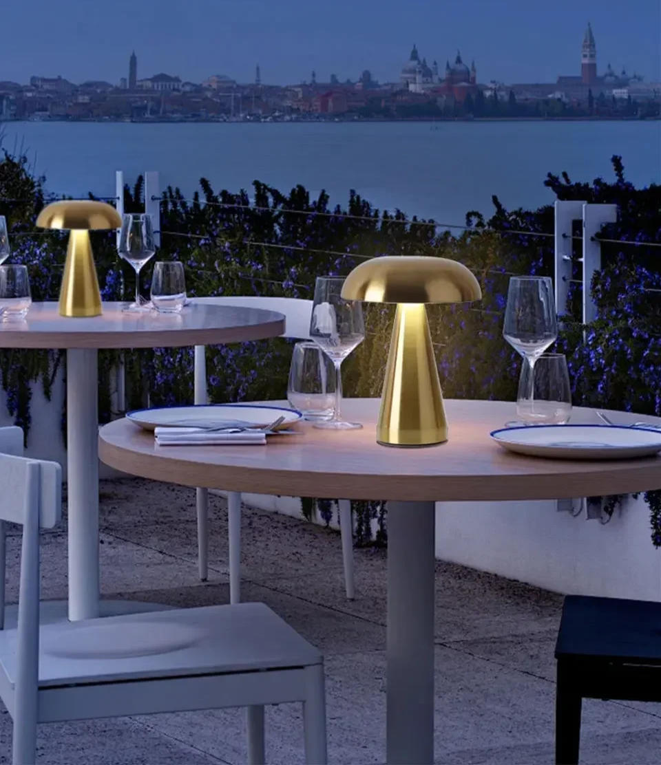 Retro Mushroom Table Lamp