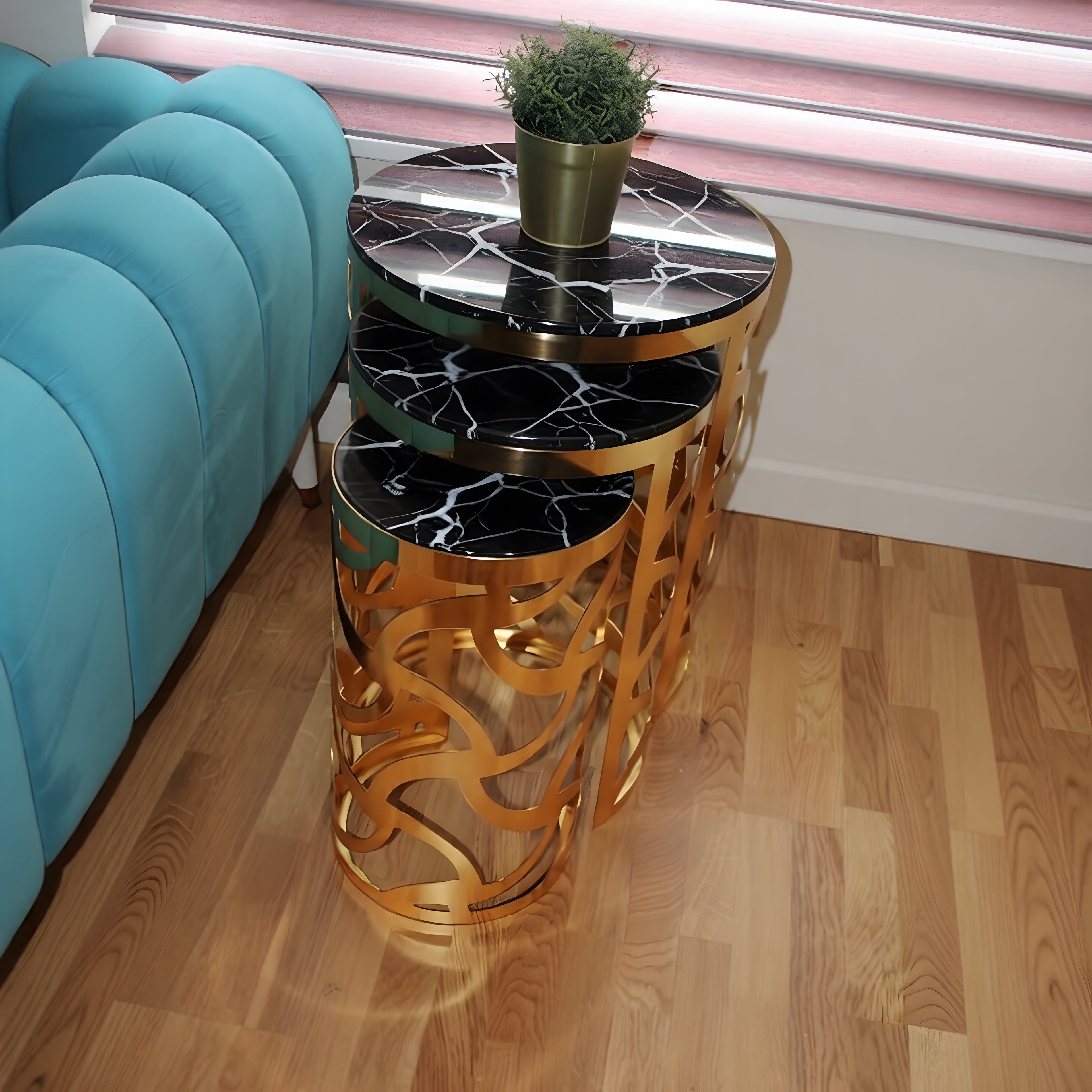 Melanda Nesting Table (Set of 3)