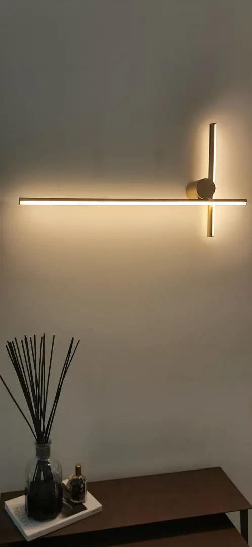 L-Shaped LED Wall Light