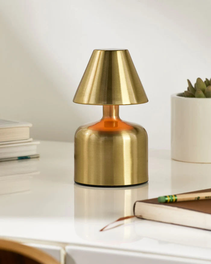 Garosa Cordless Table Lamp