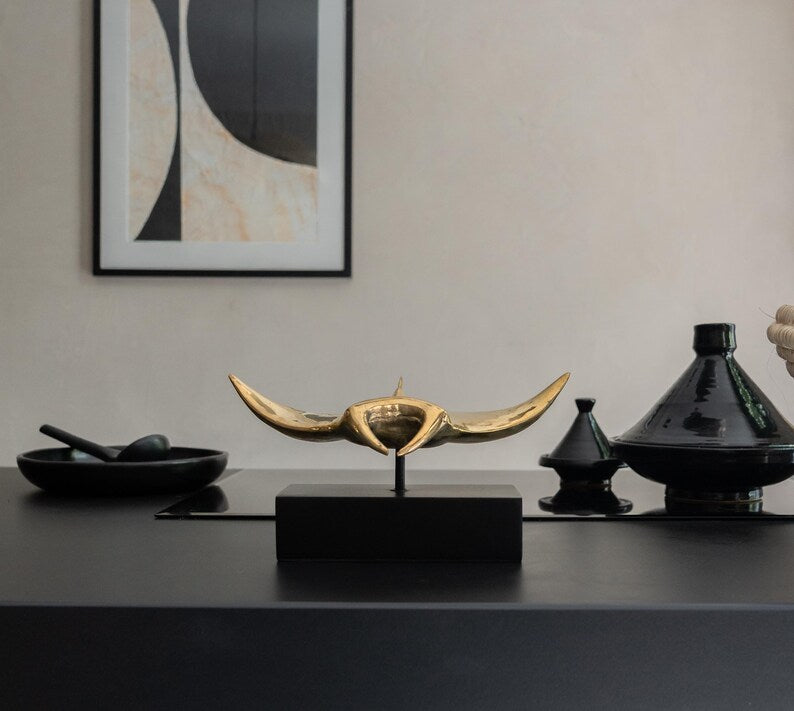 Manta Ray Sculpture Decor